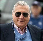 George Steinbrenner, Who Built Yankees Into Powerhouse, Dies at 80