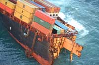 MV-Rena-containers-wash-up-