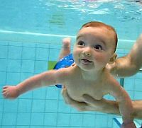 Baby_diving