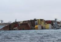 Russia-Sinks-Ship-to-Block-Ukrainian-Navy-Ships