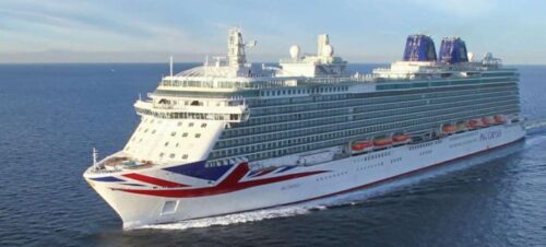 cruise ship britannia breaks moorings